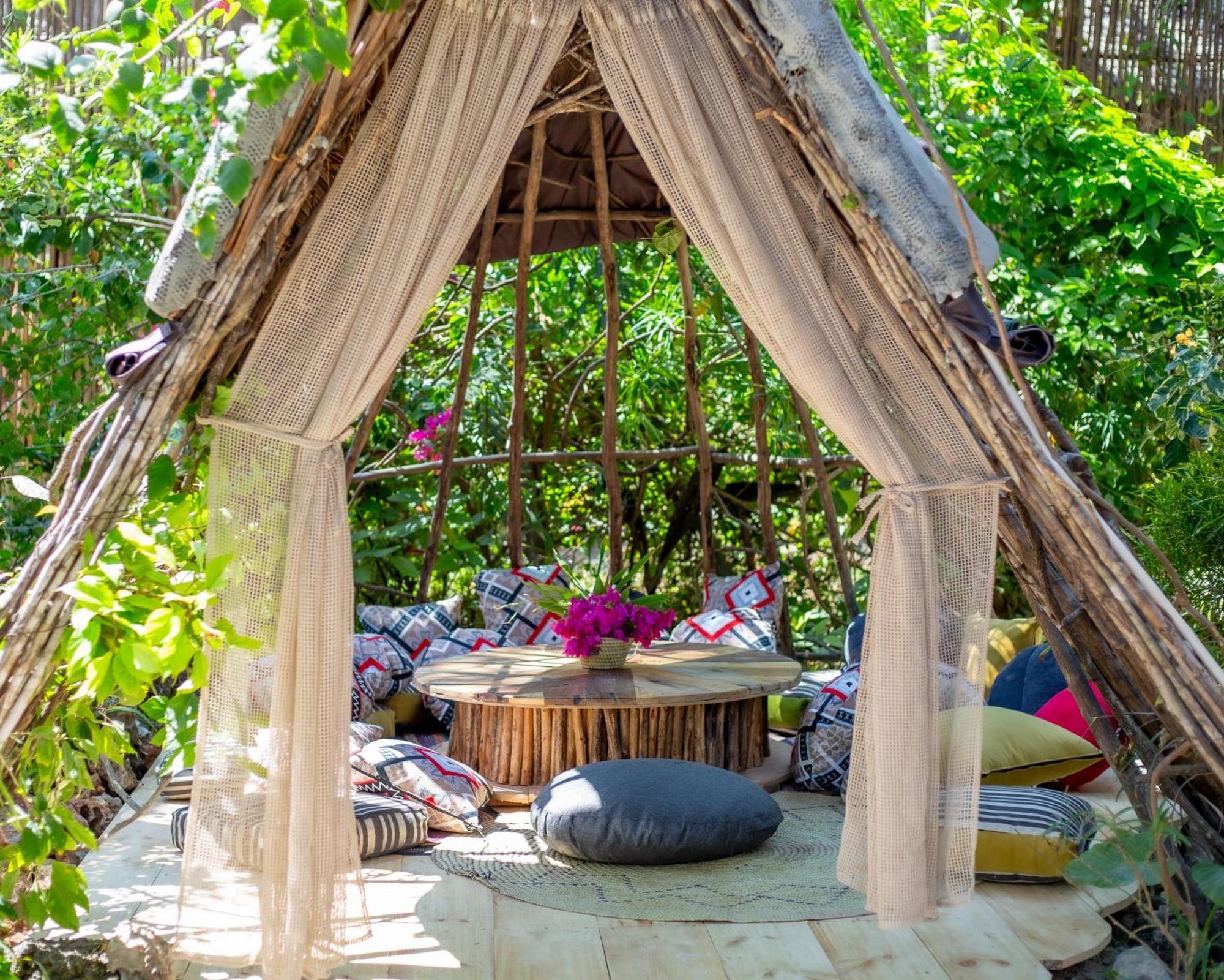 The Nest Boutique Resort Paje Exterior photo